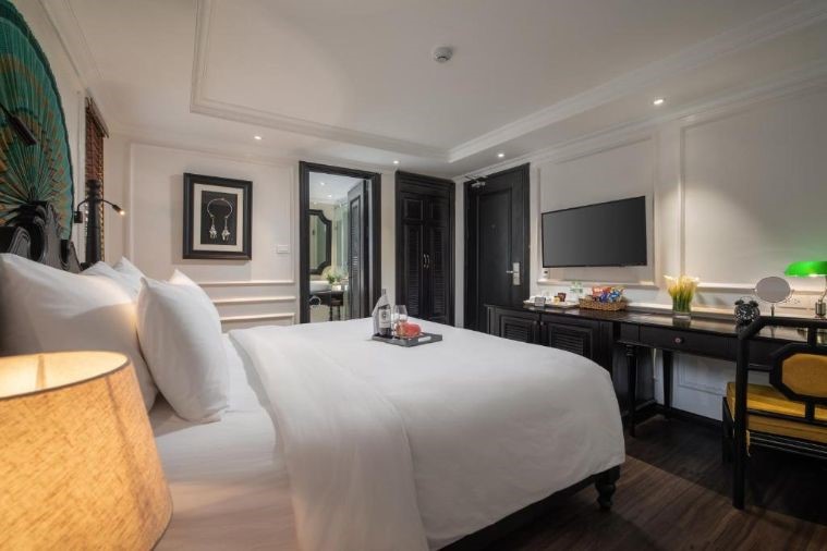 Deluxe Double City view